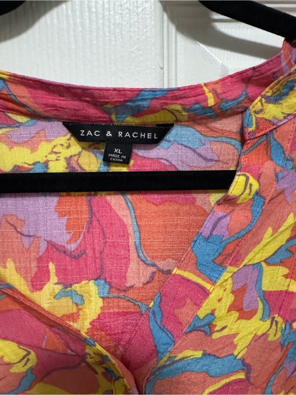 Zac & Rachel Pink Yellow Blue Abstract Floral V-Neck Top